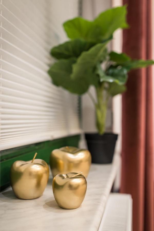 Golden Moonlight Apartment เจโลนากูรา ภายนอก รูปภาพ
